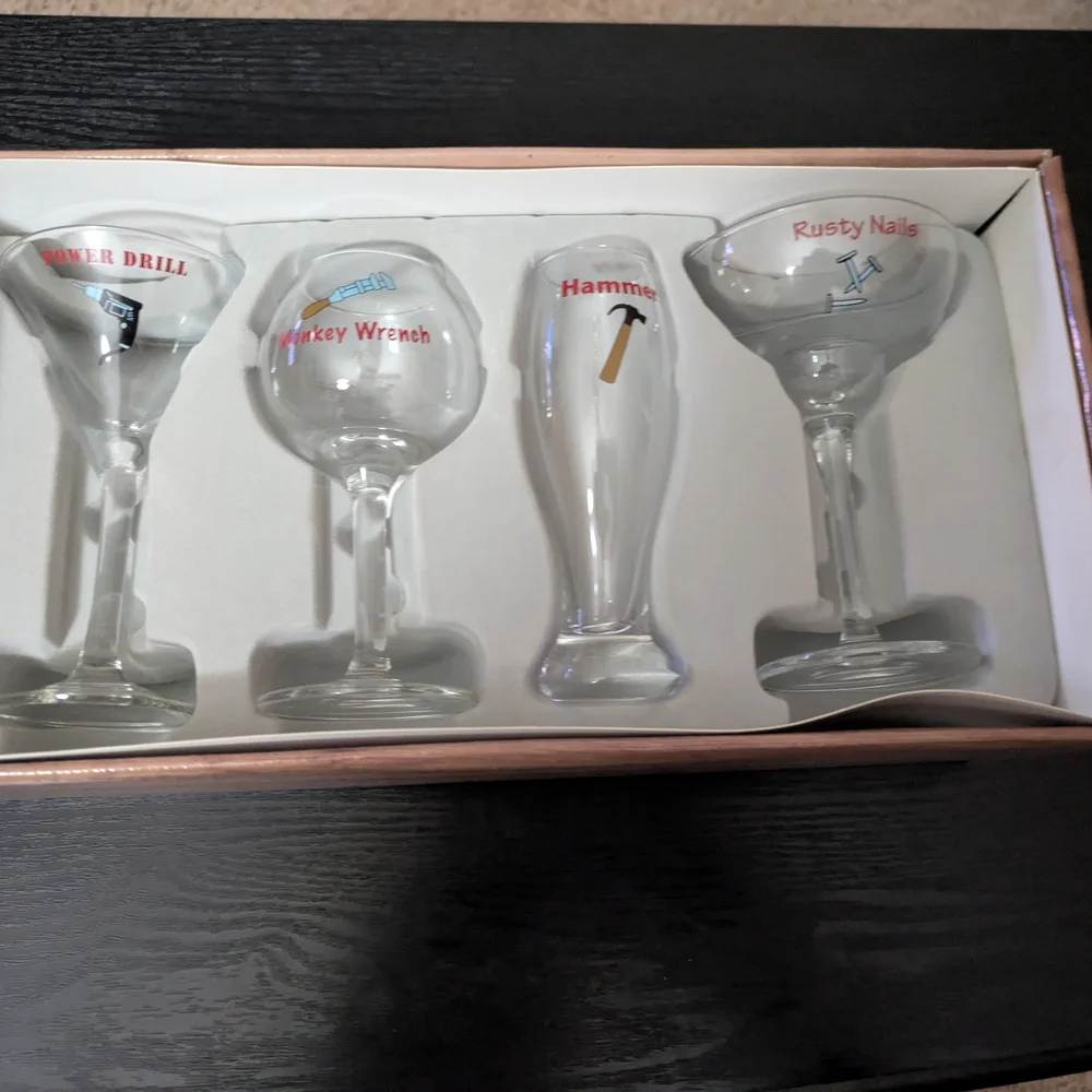 Cordial Glass Set "The Handy Man" - Picture 2 of 8